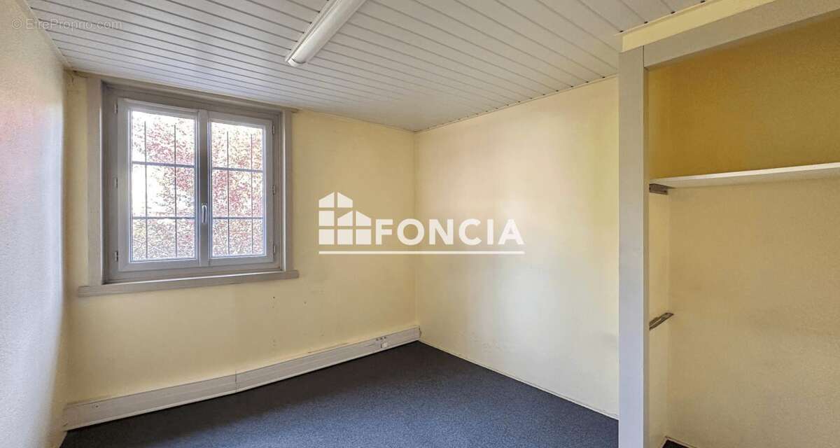 Local commercial / entrepôt - photo 15