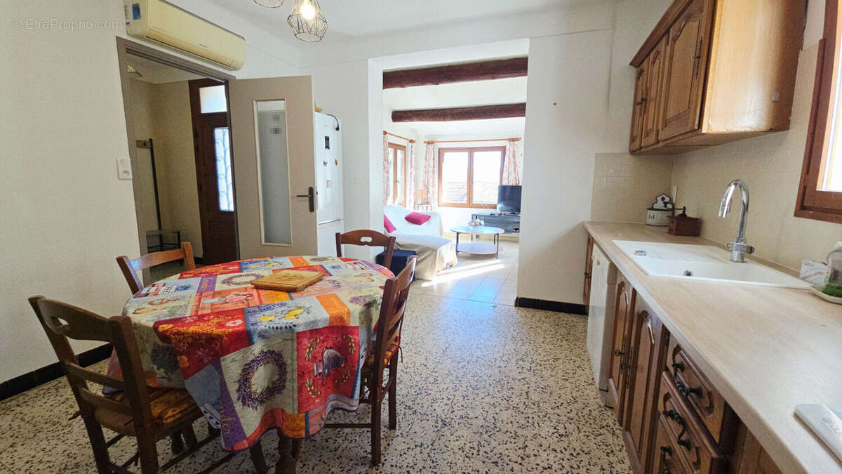 Maison à VAISON-LA-ROMAINE