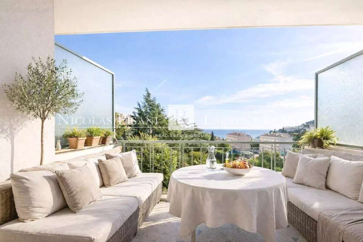 Appartement à VILLEFRANCHE-SUR-MER