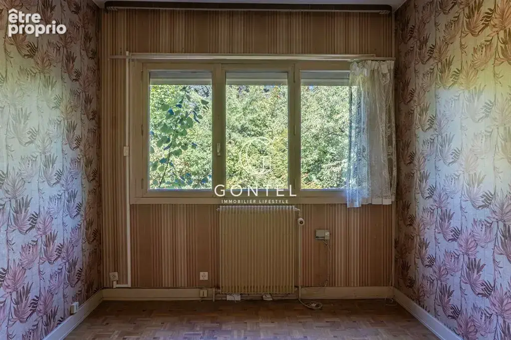 Saint-Cyr-au-Mont-d’Or – Maison de 229 m² à rénover, au calme et à proximité directe des commodités - photo 15