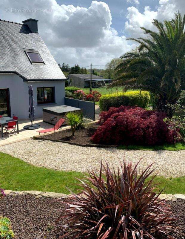 Maison à TREGARANTEC