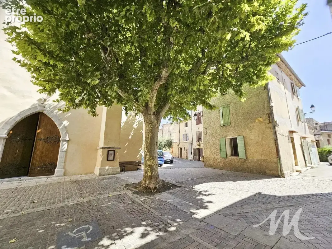 Maison à TAVERNES
