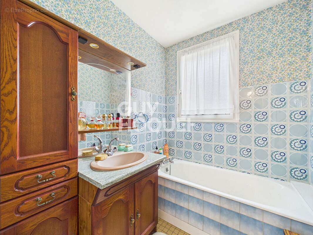 Maison à CAUDEBEC-LES-ELBEUF