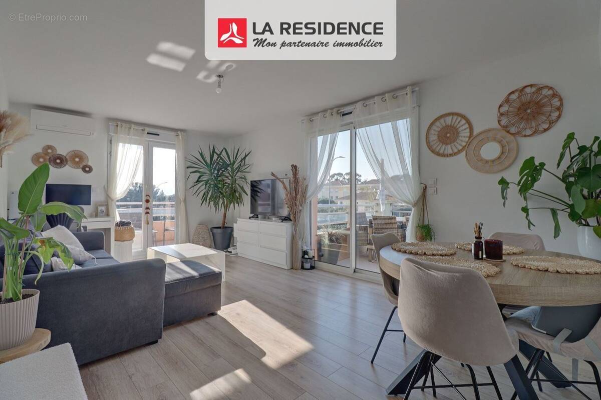 Appartement à FREJUS