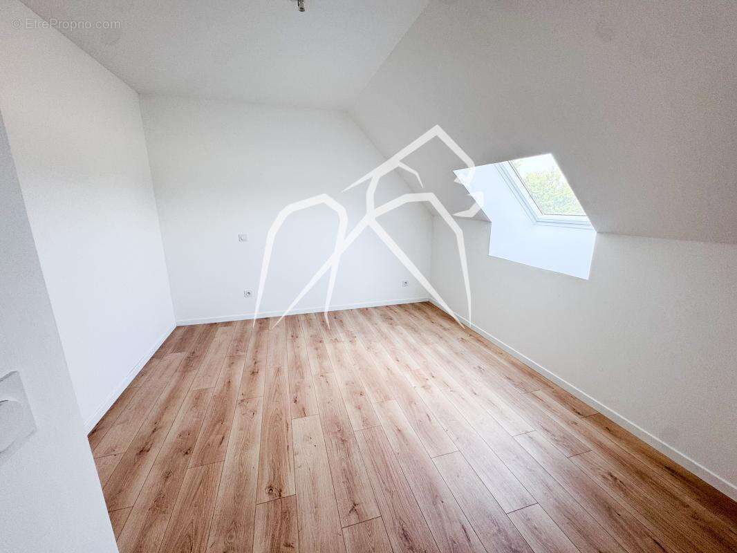 Maison  136 m²  4 chambres dont 2 suites parentales 10mn de Louviers - photo 3