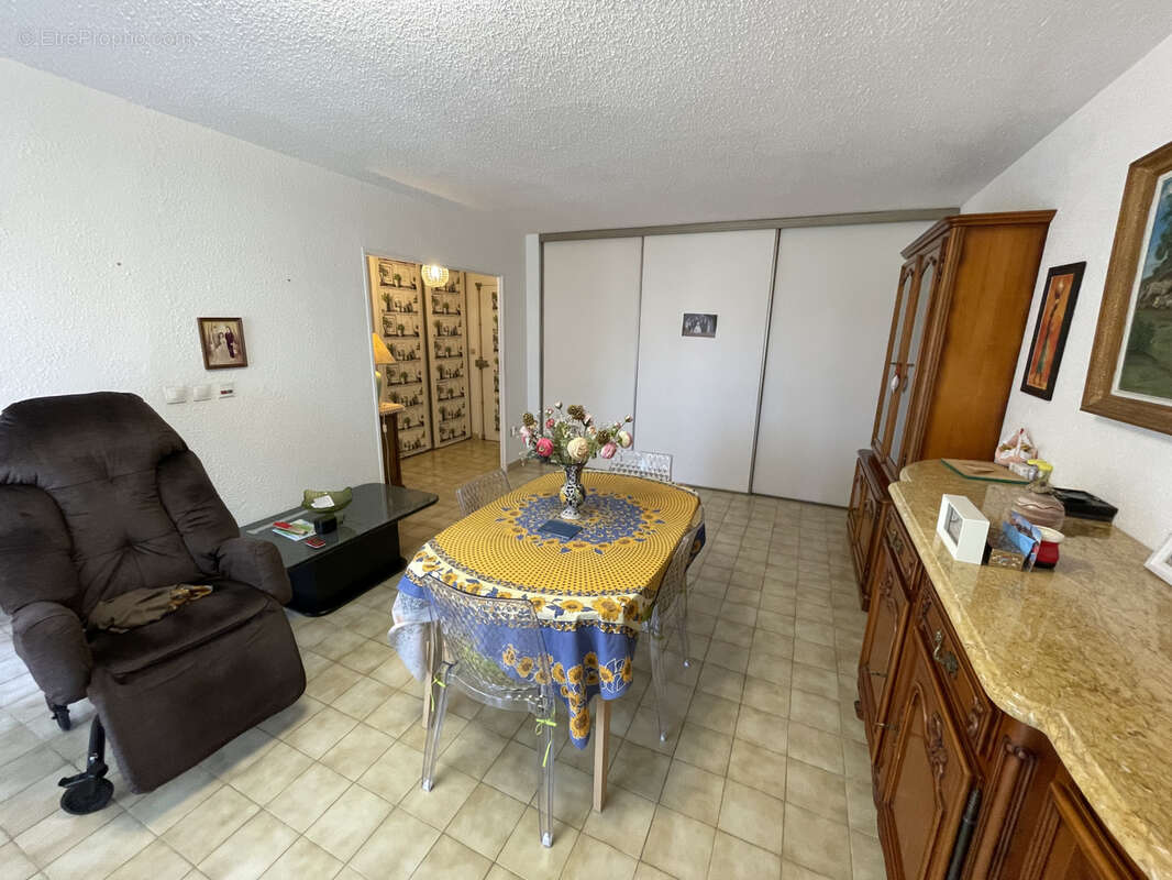 Appartement à HYERES