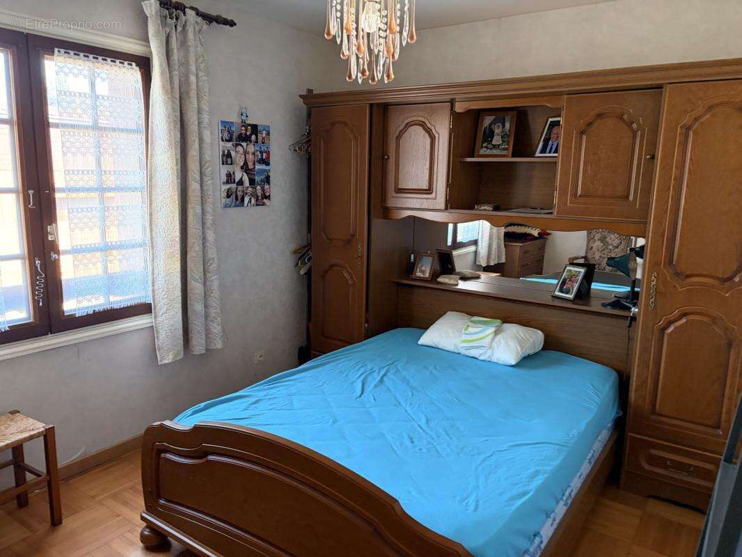 Maison 7 pièces 130 m² à vendre à Perrier (63500) - photo 10