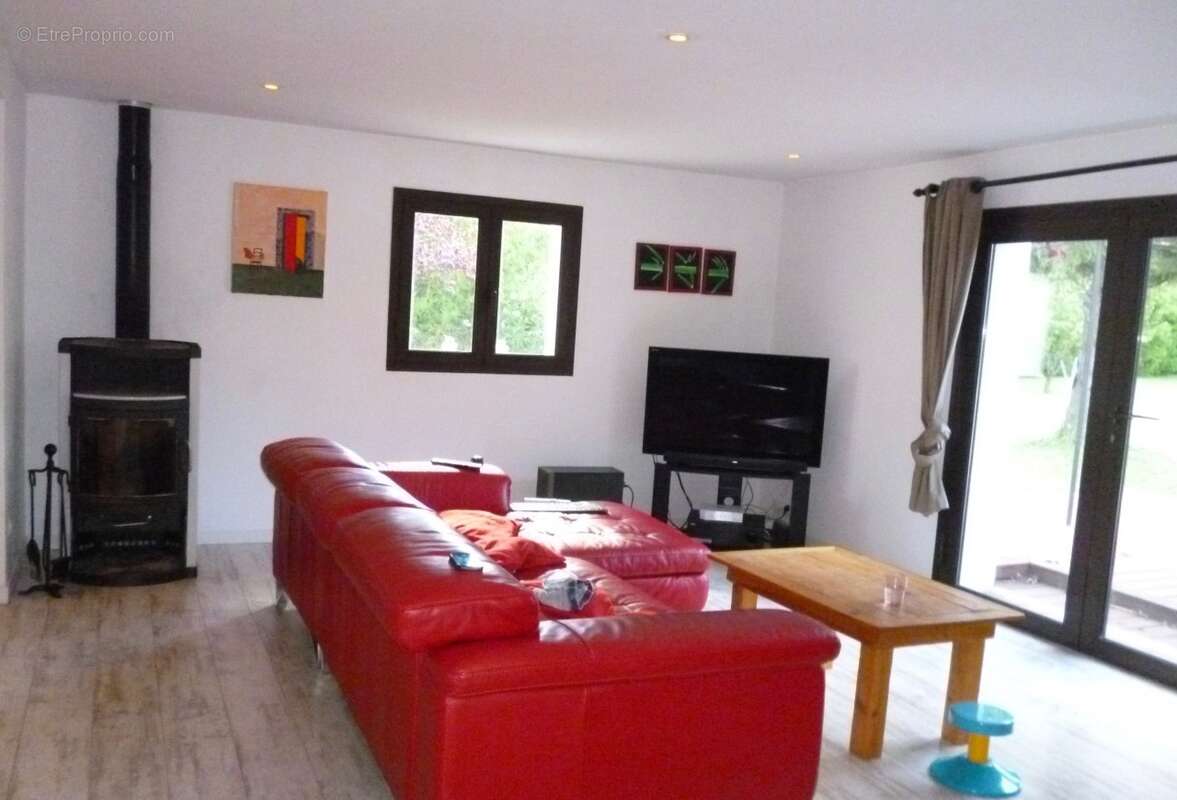 Maison 140 m² à Lagnes  - photo 5