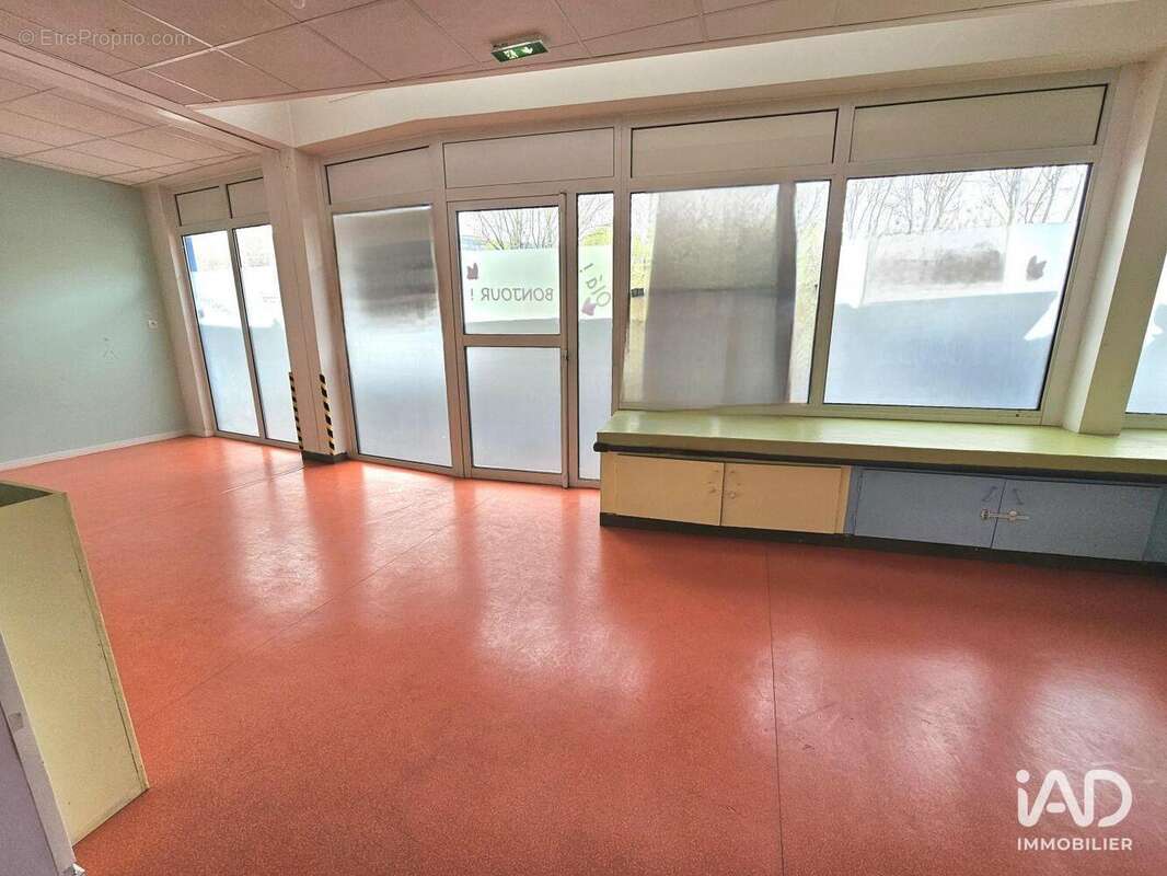 Photo 5 - Commerce à ASNIERES-SUR-SEINE