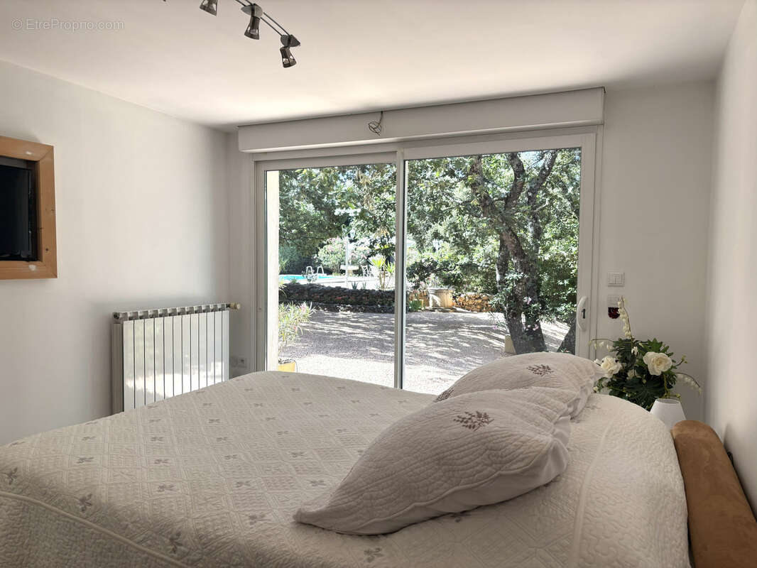 Villa 174m2 à TAVERNES - photo 4