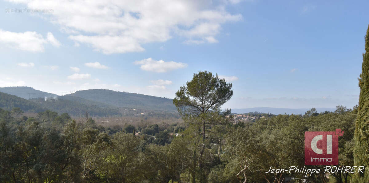 Maison à SAINTE-ANASTASIE-SUR-ISSOLE