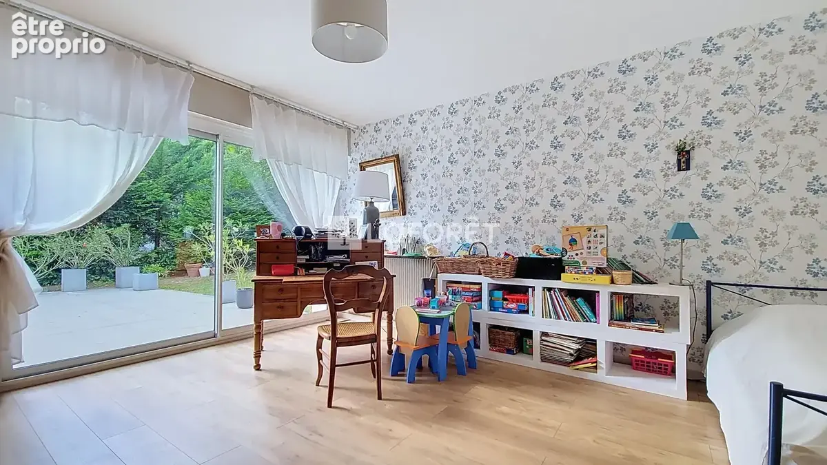 Une maison pensée autour de la lumière et des volumes. - photo 12