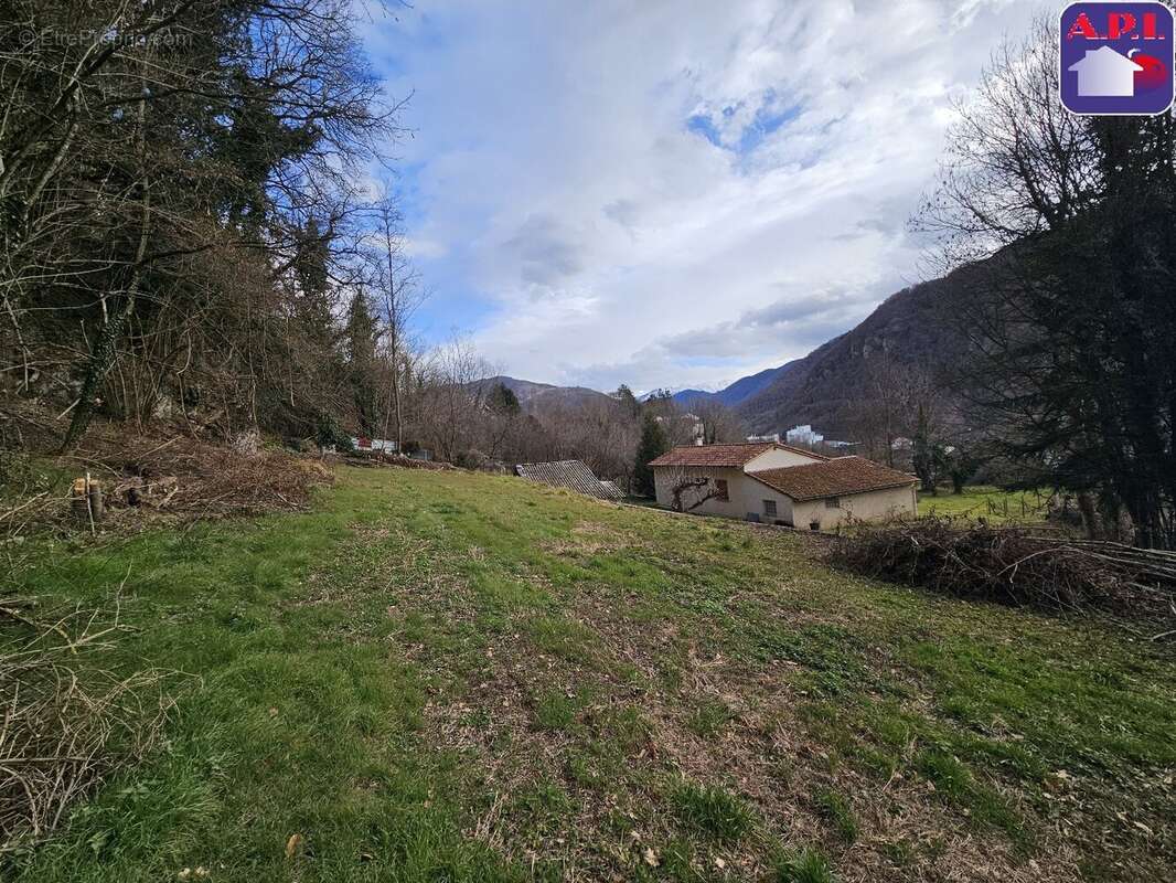 Terrain à LUZENAC
