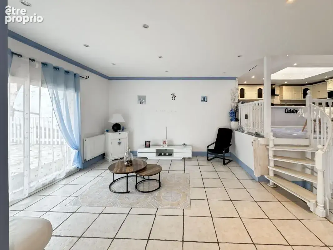 Maison façon loft/ volumes /garage/terrasse/jardin/3 suites parentales ! - photo 6