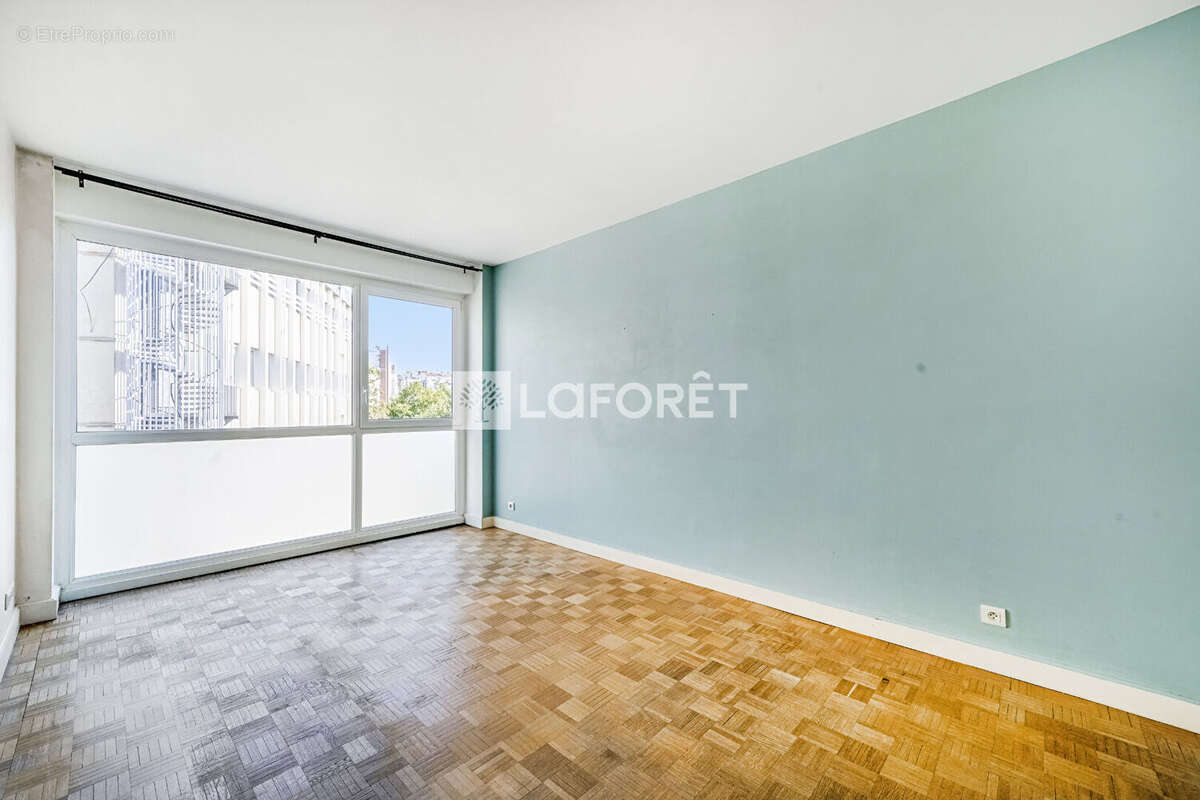 Appartement de 76m2 avec Terrasse de 16m²- Cave - Parking - photo 8