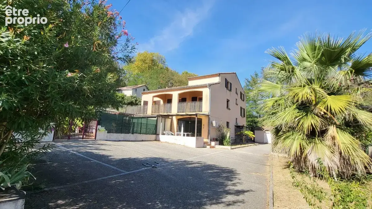 Appartement À Vendre - photo 1