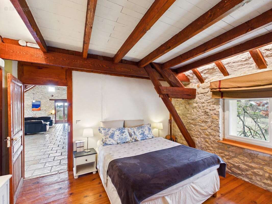 Maison à CORDES-SUR-CIEL