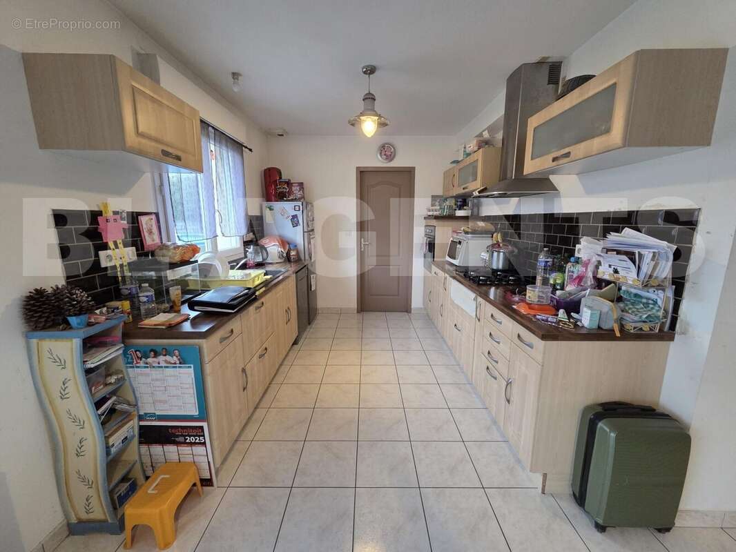 20251202_141510 - Maison à CHAMPAGNE