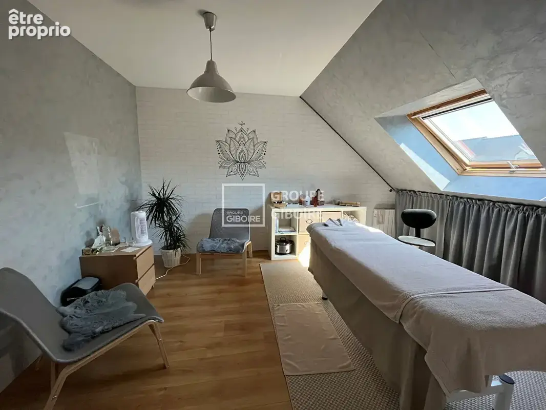 A VENDRE - AGENCE GIBOIRE BRUZ - Maison contemporaine d'environ 174m² - GUICHEN dans un quartier prisé - photo 9