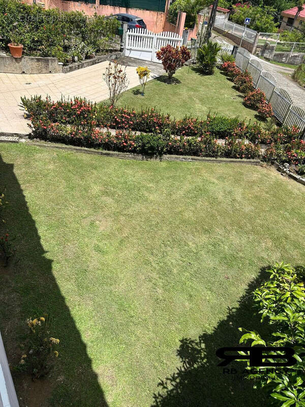 Maison 224 m² à Ducos  - photo 9