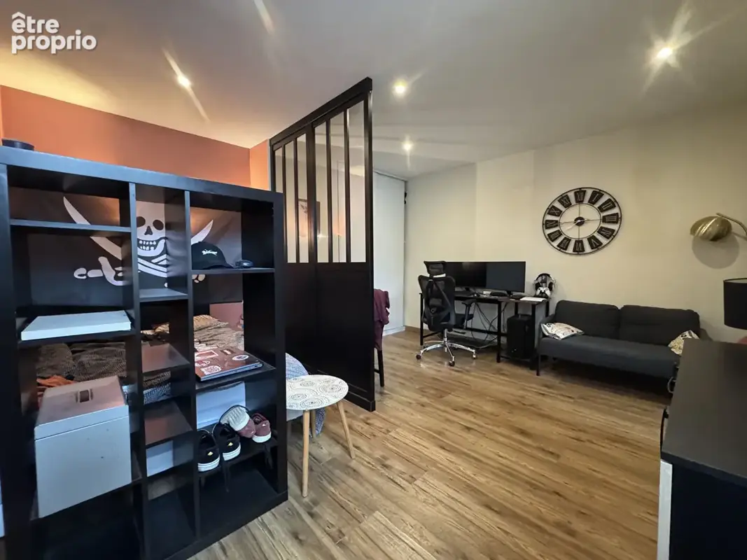 Exclusivité à 20 mètres de la Place Colbert : Appartement T1bis 30m² refait à neuf - photo 2