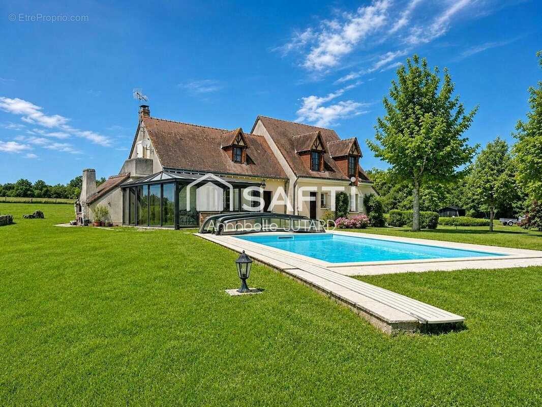 Maison 167 m² à Sonzay  - photo 2
