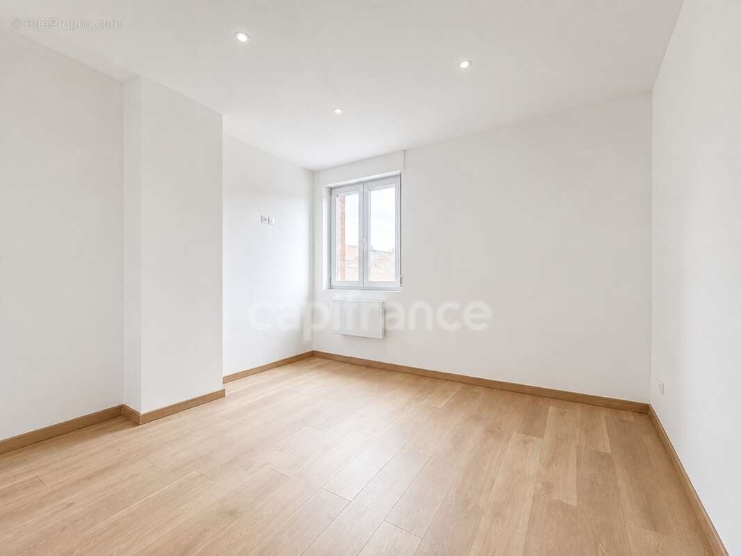 Tourcoing – Maison coup de cœur rénovée avec jardin et 3 chambres - photo 7