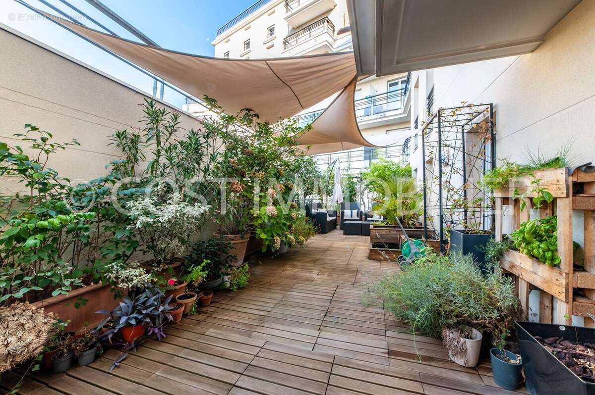 Appartement à COLOMBES