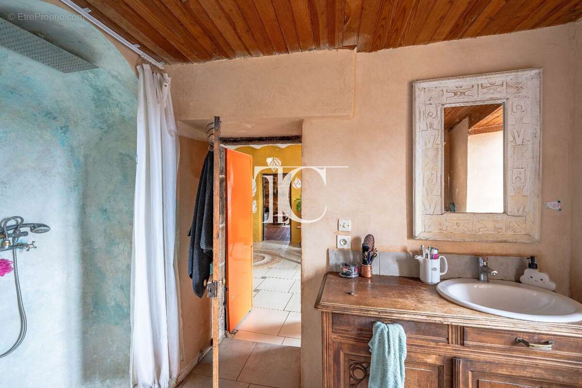 Maison à LES VANS