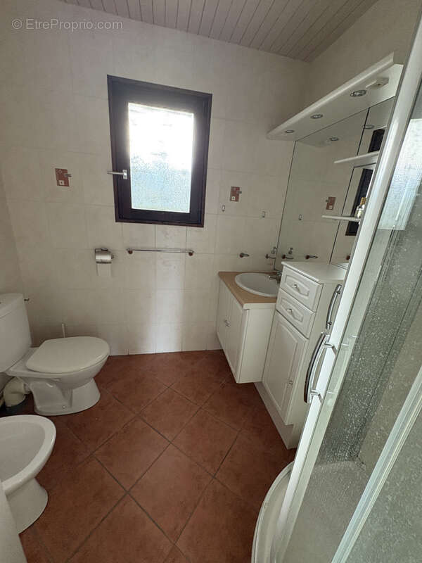 A Bazas Maison avec 2 logements - photo 9