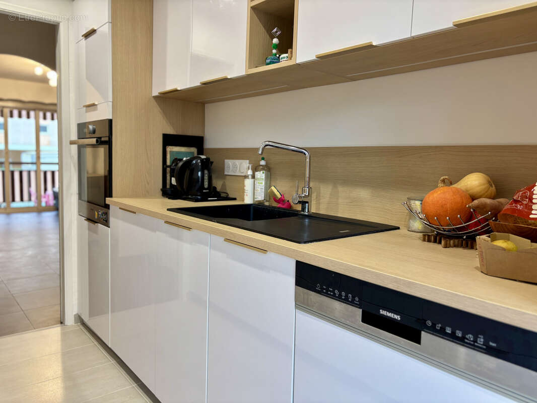 Appartement à ROQUEBRUNE-CAP-MARTIN