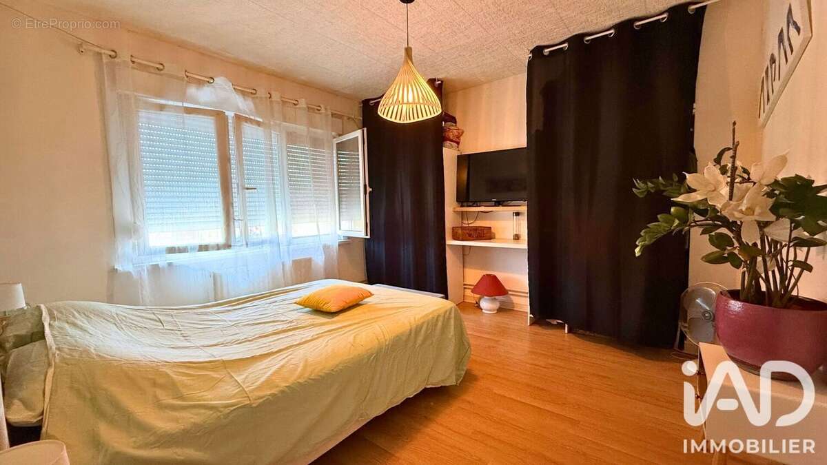Maison 106 m² à Bailleul  - photo 7
