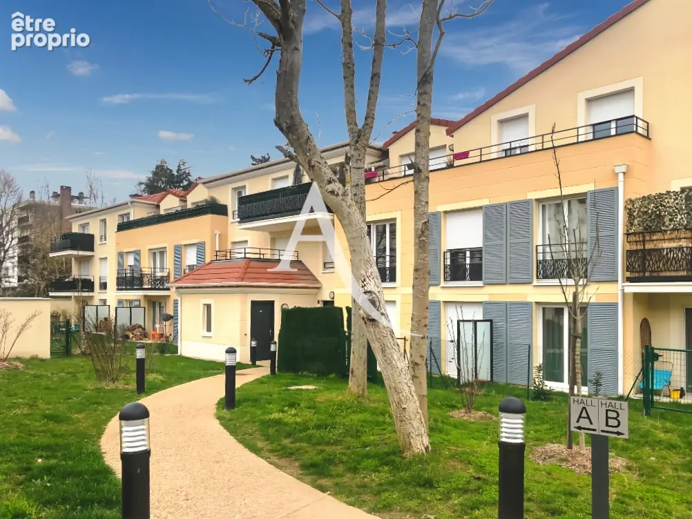 Appartement à BOIS-D'ARCY