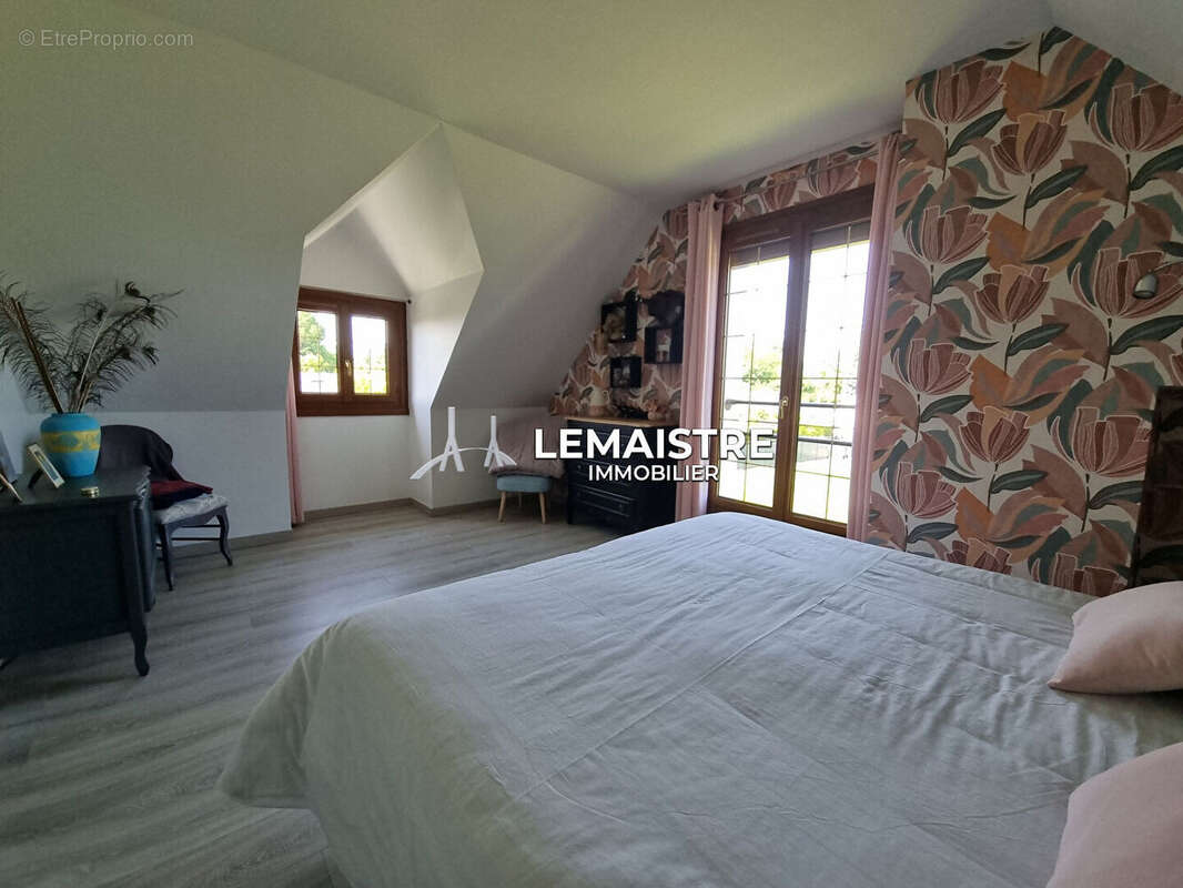 Maison à SAINT-ROMAIN-DE-COLBOSC