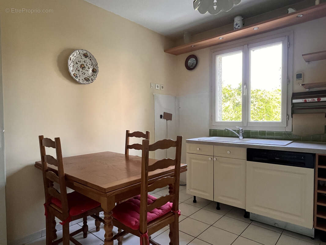 Appartement hyper centre jassans - photo 2
