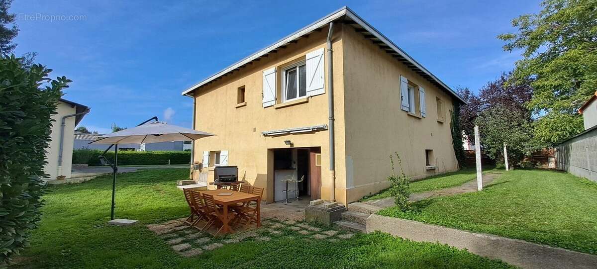 Maison à BILLOM