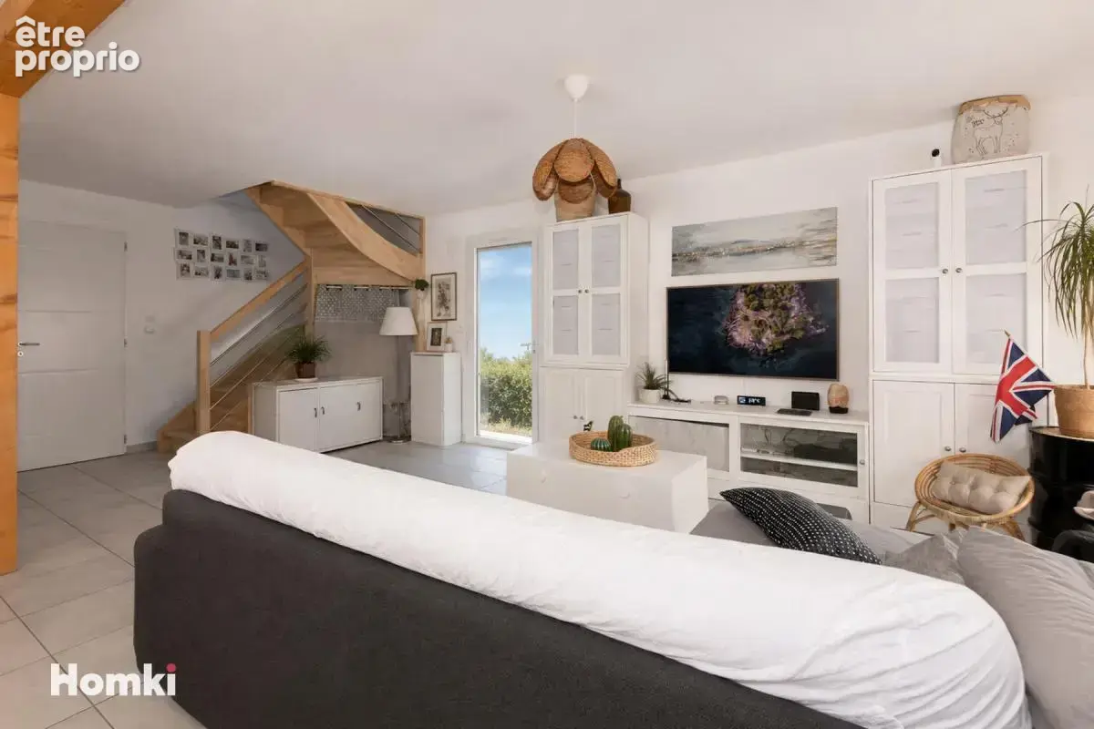 Maison/Villa T6 de 121 m2 - photo 2