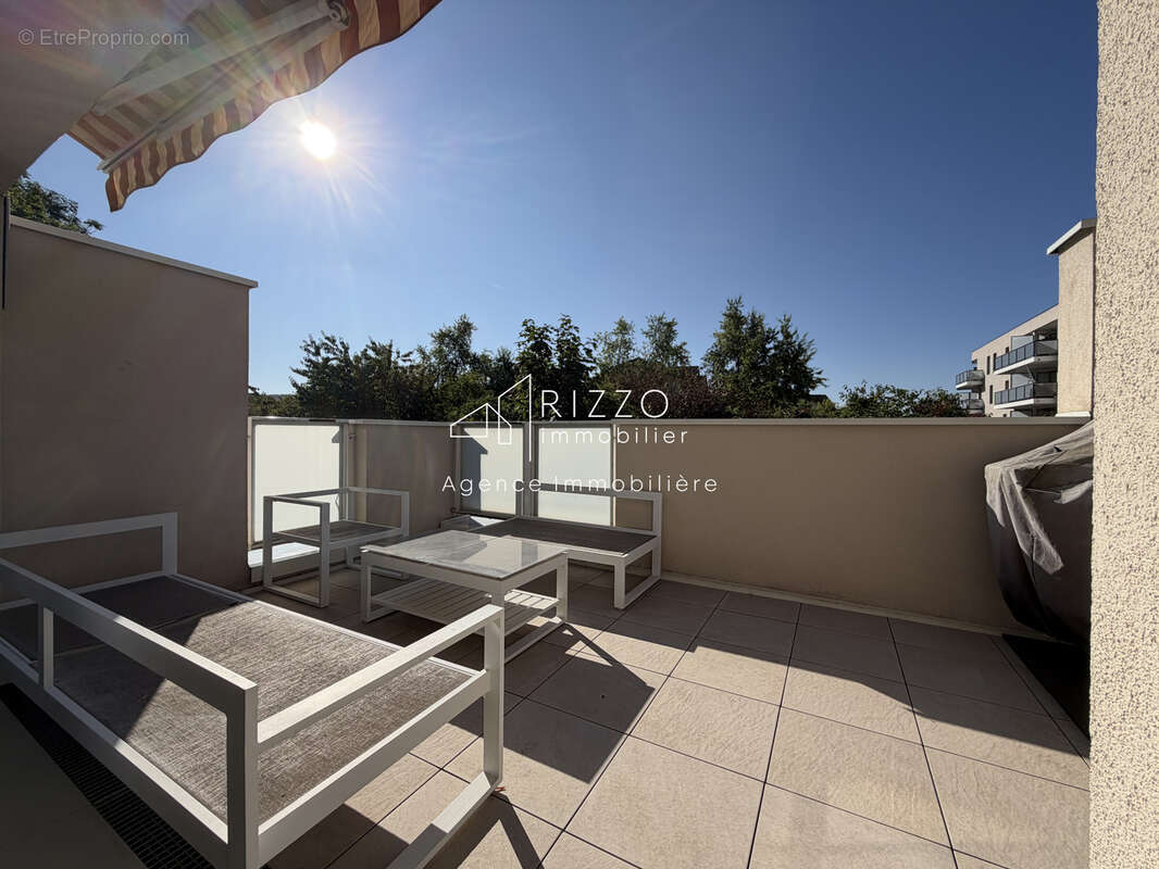 Duplex 93m2 avec vue dégagée, 2 terrasses et double garage - photo 8
