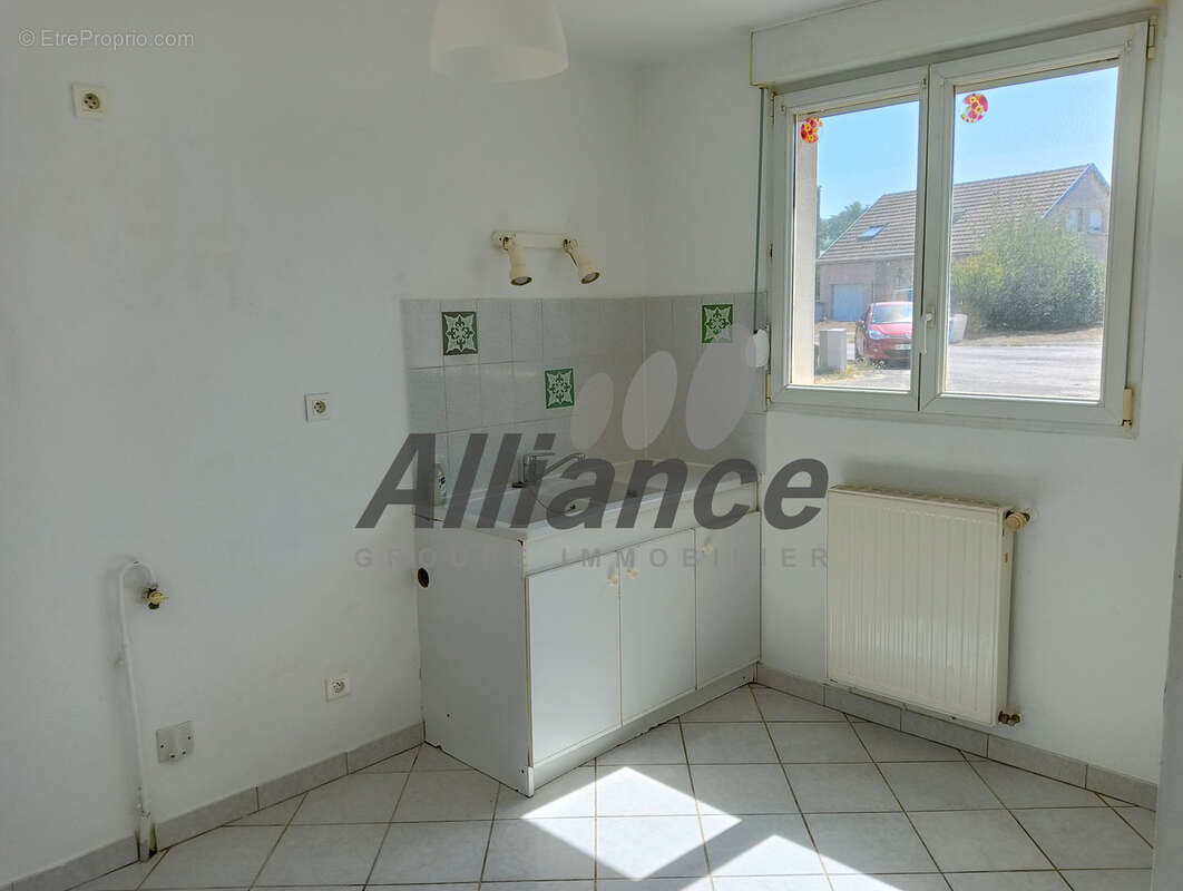 Proche luxeuil-les-bains, joli pavillon f4 - photo 10
