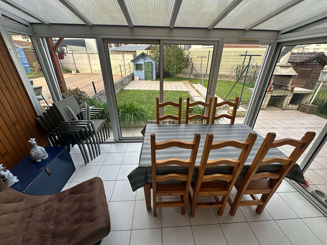 Maison à ARS-SUR-MOSELLE