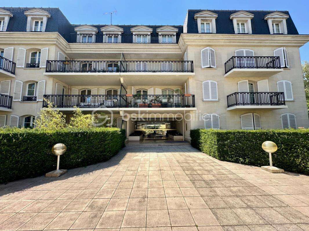 Pontoise saint-martin - 3 pièces avec jardin de 160 m², parking et cave - photo 17