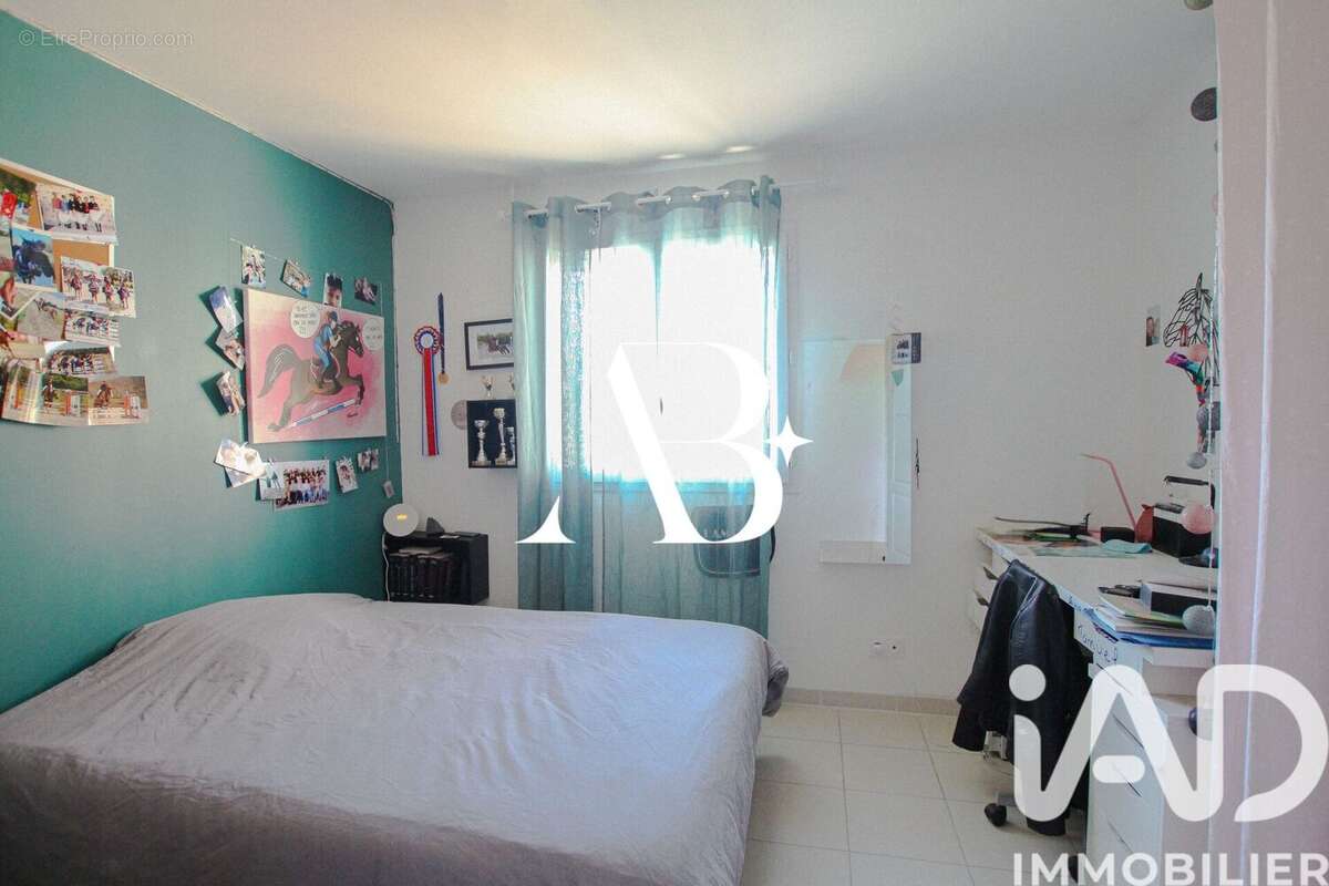 Photo 9 - Maison à ROAILLAN