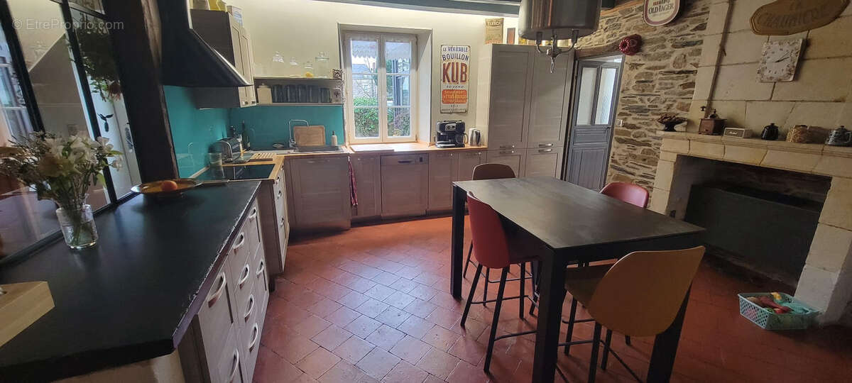 Maison à JUIGNE-SUR-LOIRE