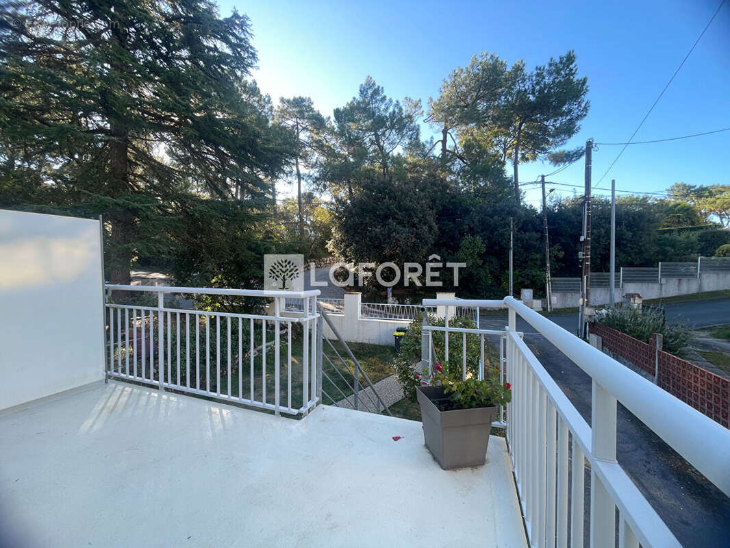 Maison à SAINT-GEORGES-DE-DIDONNE