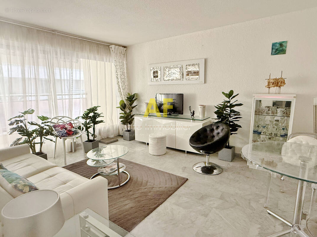 Appartement à SAINT-RAPHAEL