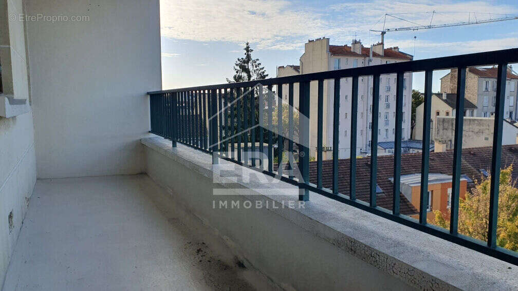 Appartement à SAINT-MAUR-DES-FOSSES