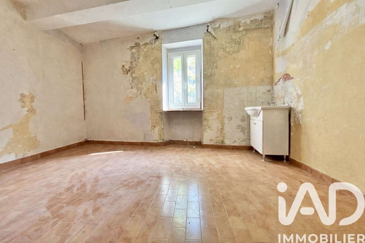 Photo 3 - Maison à SAINT-LAURENT-DE-LA-CABRERISSE
