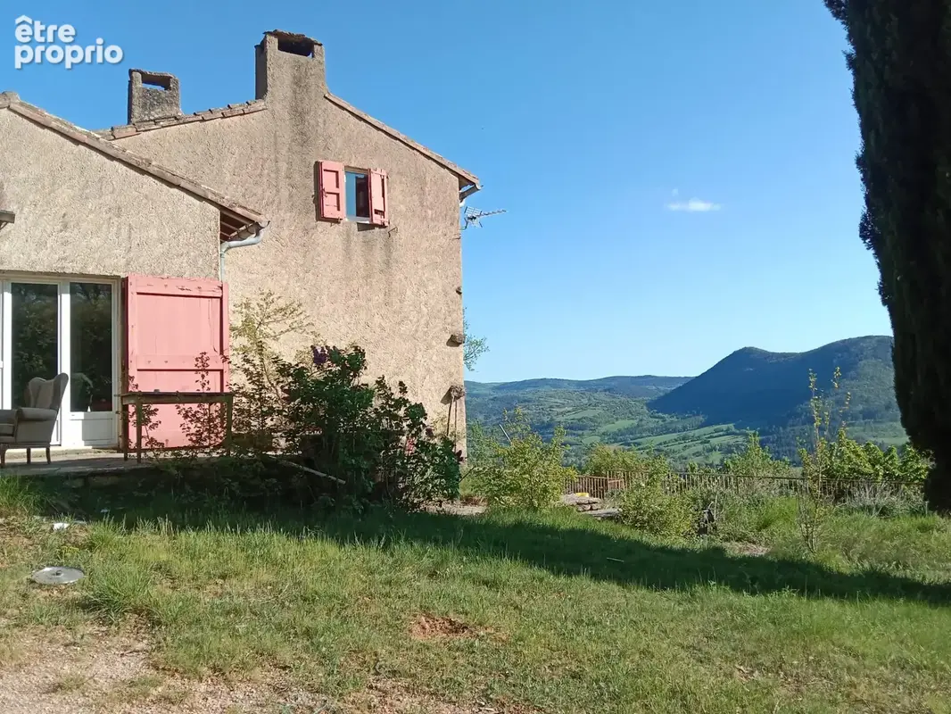Nant   domaine d’exception sur le causse, un ensemble immobilier aux dimensions remarquables - photo 1