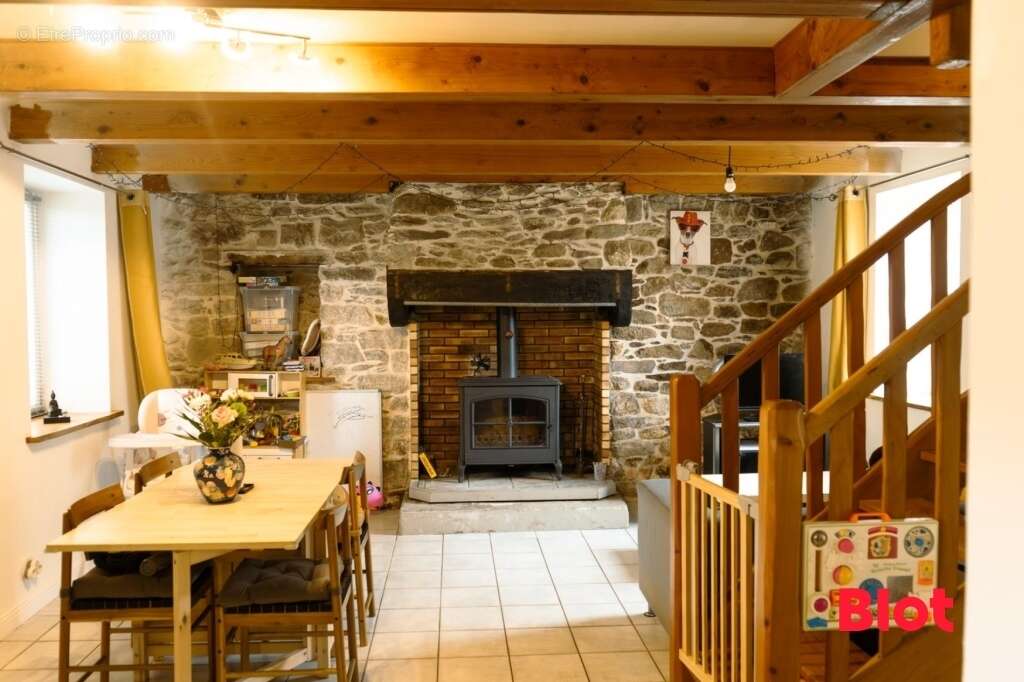Maison à LANNEUFFRET