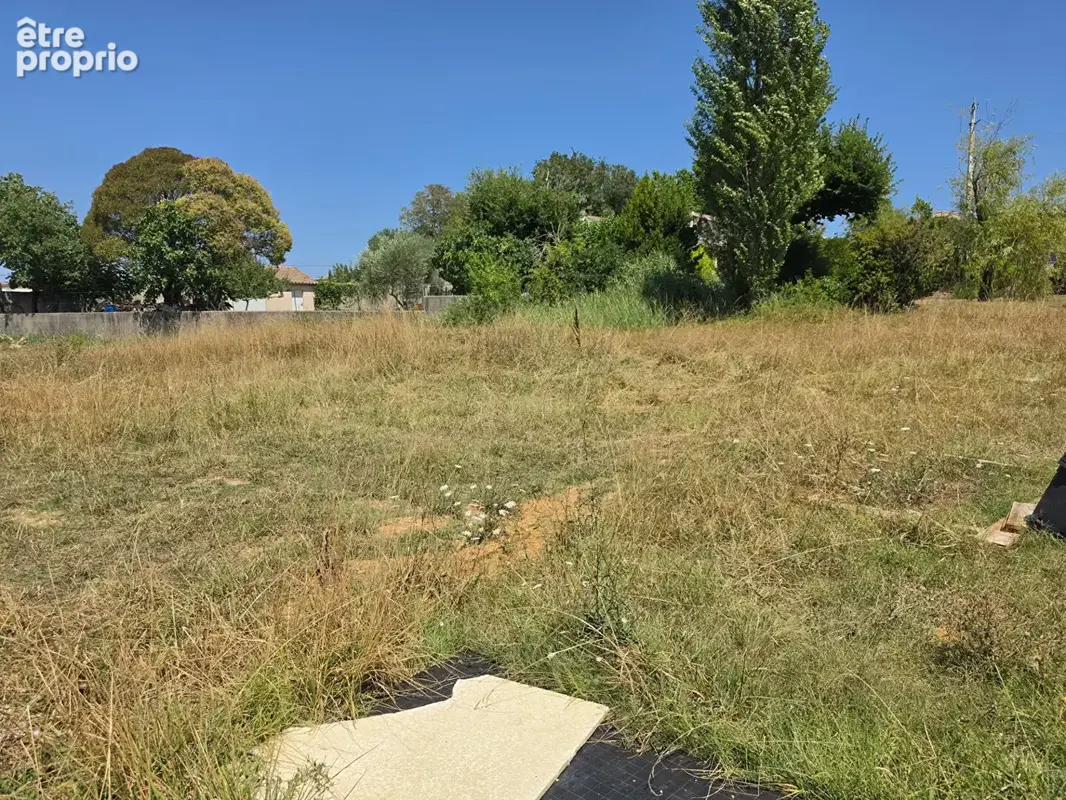Terrain constructible idéalement situé au coeur du Sud Ardèche - photo 2